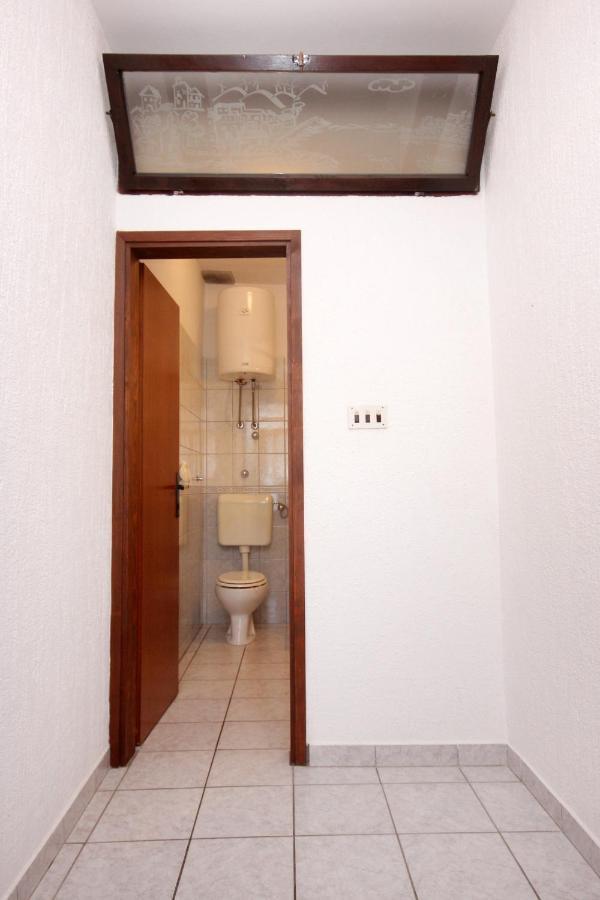 Apartments With A Parking Space Pag - 9388 Паг Екстериор снимка